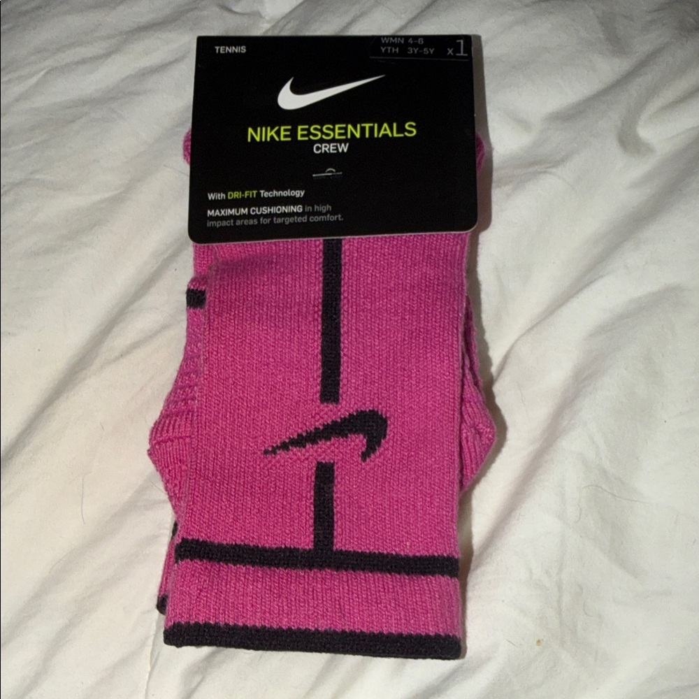 Nike Essentials Crew Socks - Pink and Black